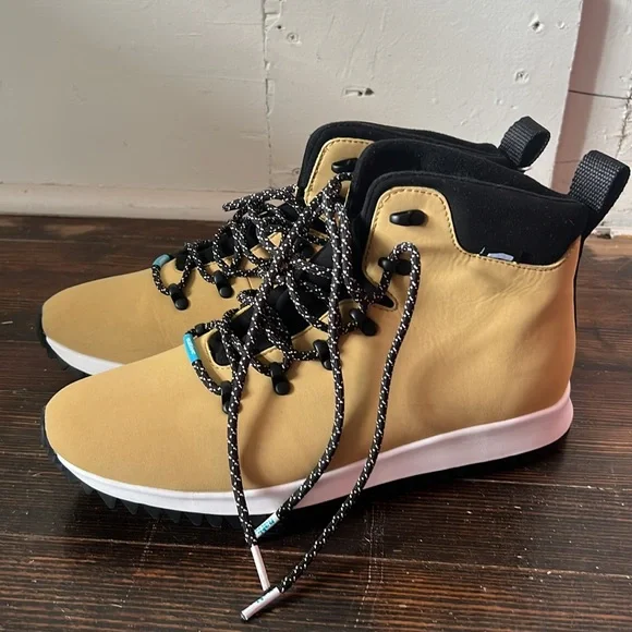 NWT Native AP Apex Boots Men’s 9.5 - Picture 3 of 9